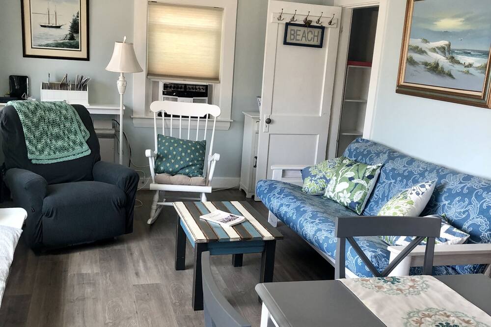 Photo of Livingroom in Scarborough