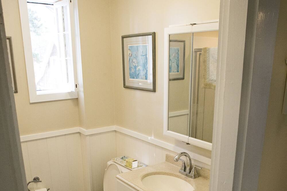 Photo of Bathroom in Scarborough