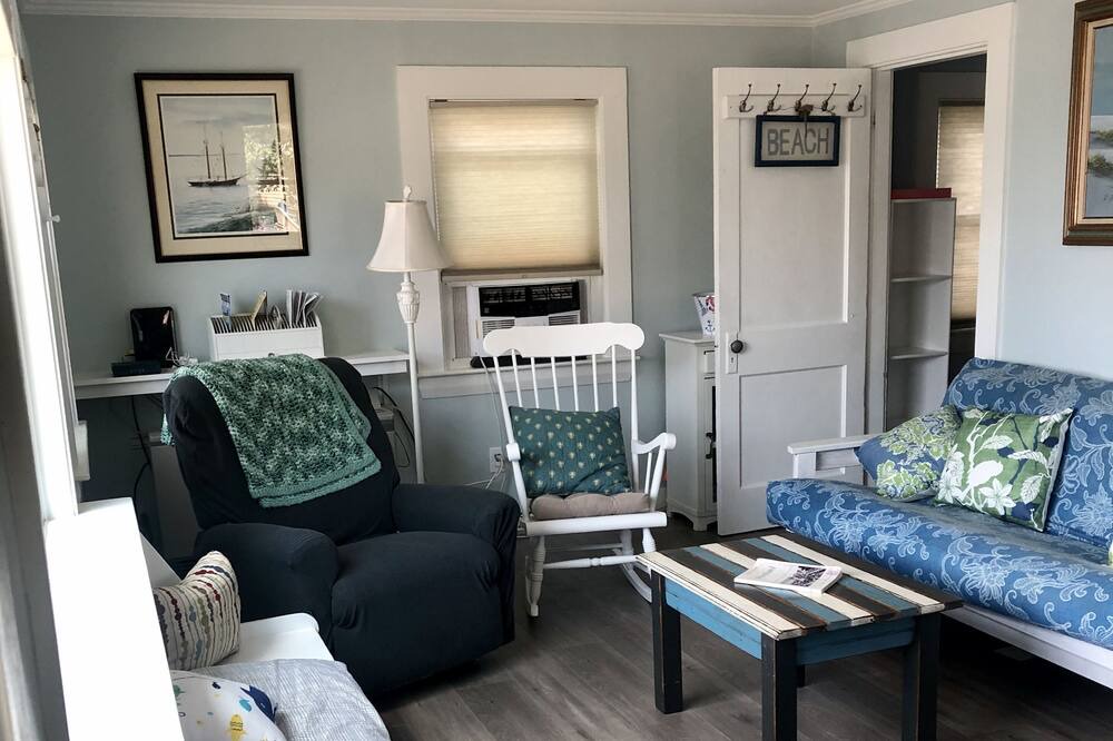Photo of Livingroom in Scarborough