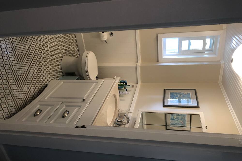 Photo of Bathroom in Scarborough