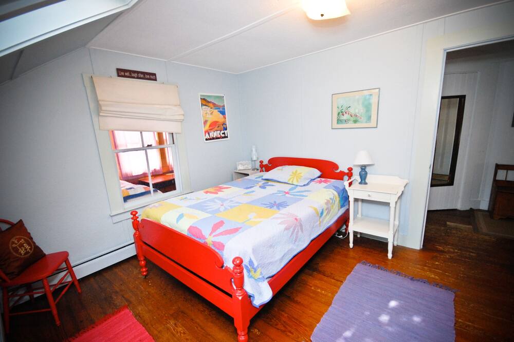 Photo of Bedroom in Pine Point