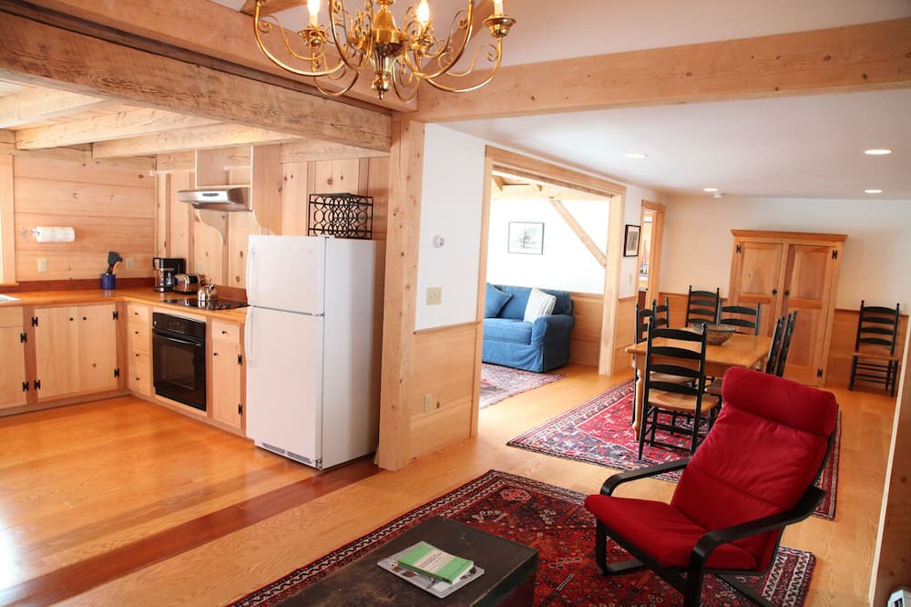 Photo of Livingroom in Shelburne Falls