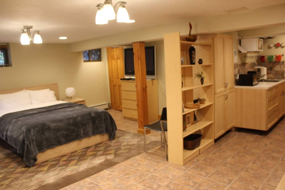 Photo of Bedroom in Griggs Park
