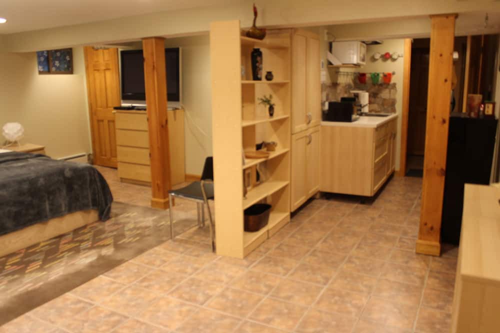 Photo of Bedroom in Griggs Park