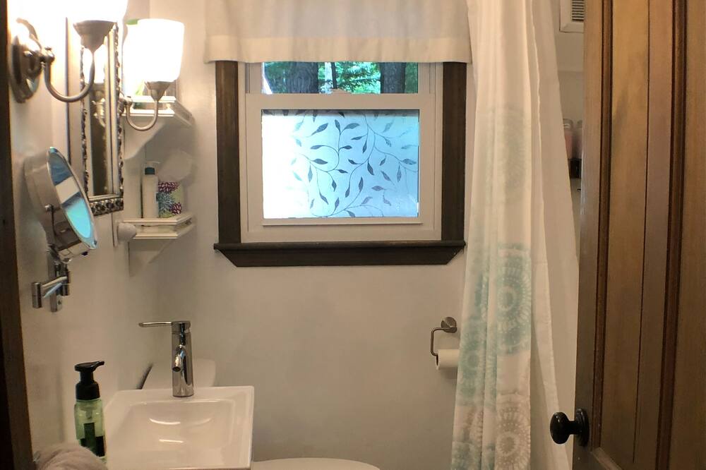 Photo of Bathroom in Madison