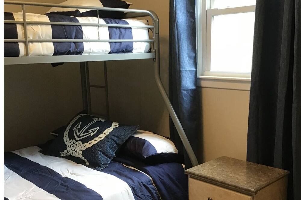 Photo of Bedroom in Narragansett