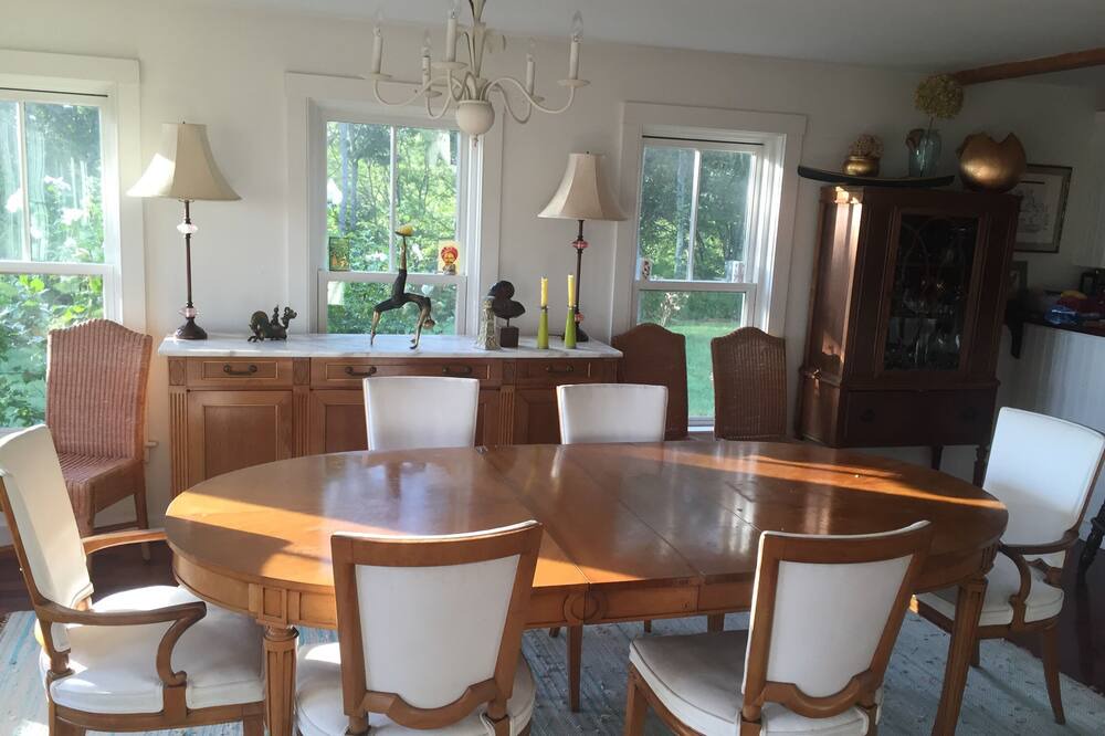 Photo of Livingroom in Aquinnah
