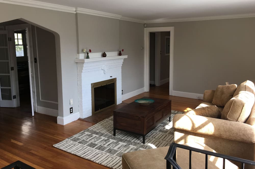 Photo of Bedroom in Corey Hill