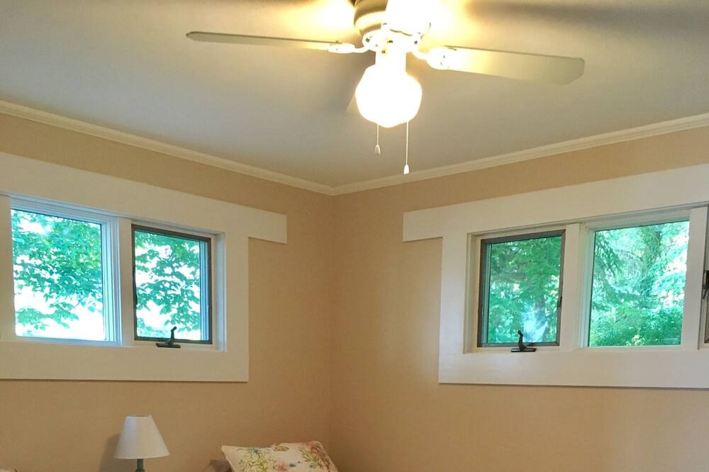 Photo of Bedroom in Guilford