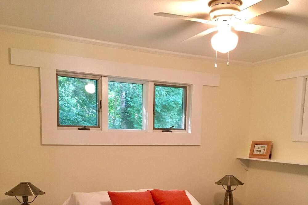 Photo of Bedroom in Guilford