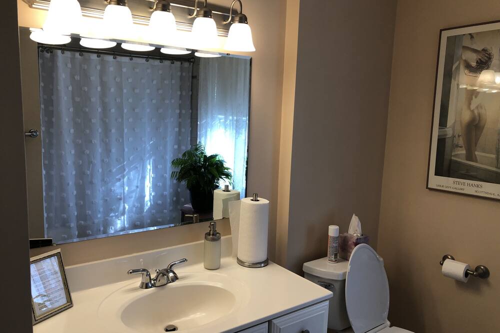Photo of Bathroom in Brant Rock