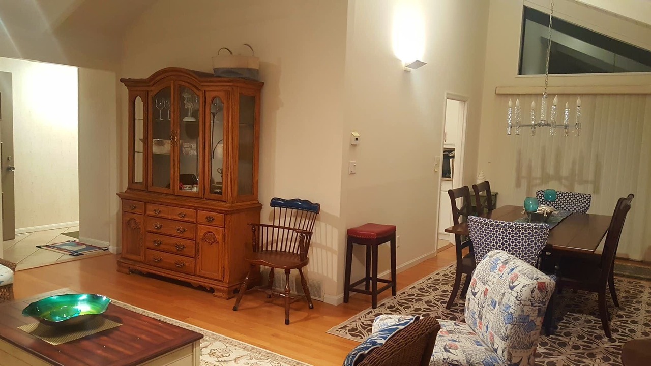 Photo of Livingroom in East Falmouth