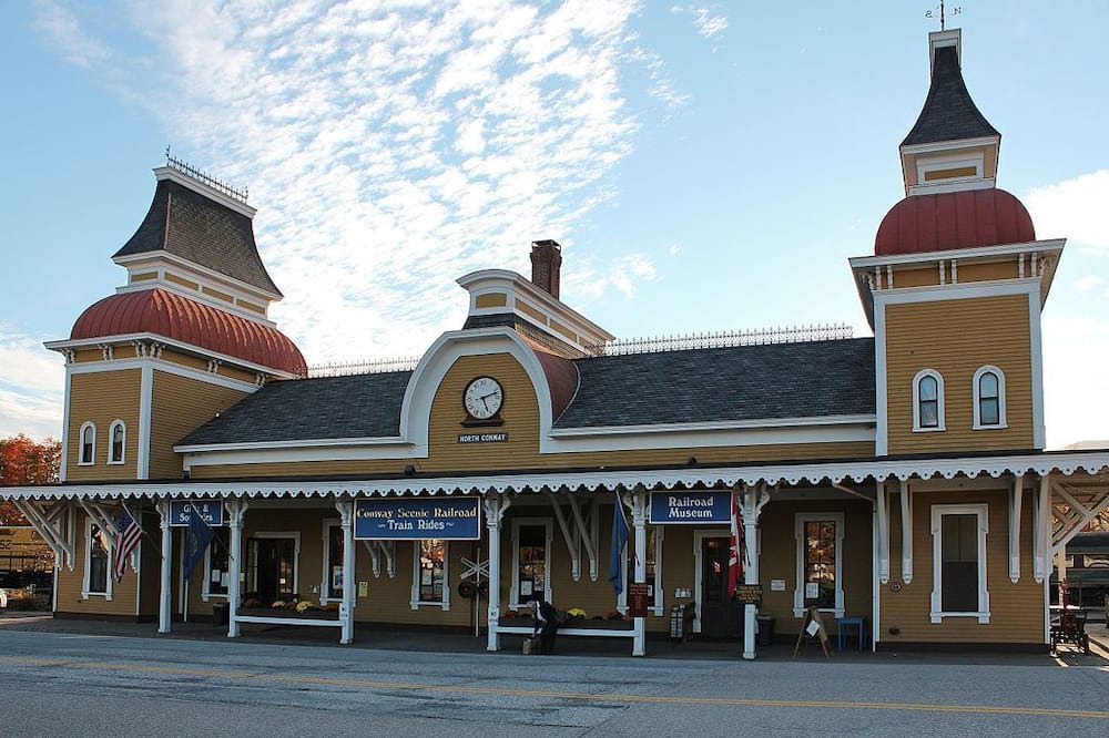 Photo of Others in Bartlett