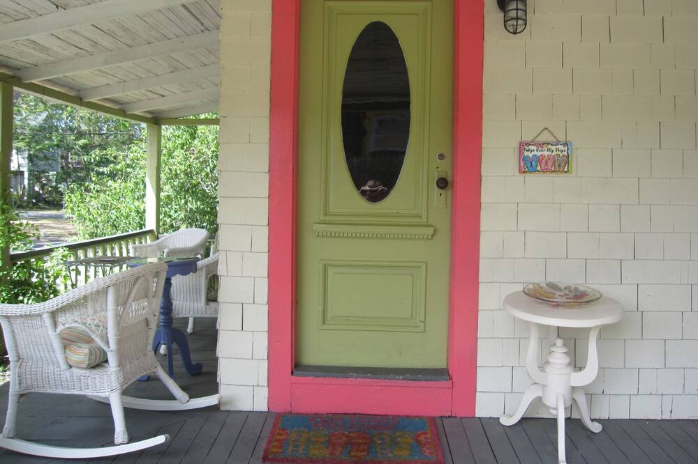 Photo of Others in Oak Bluffs