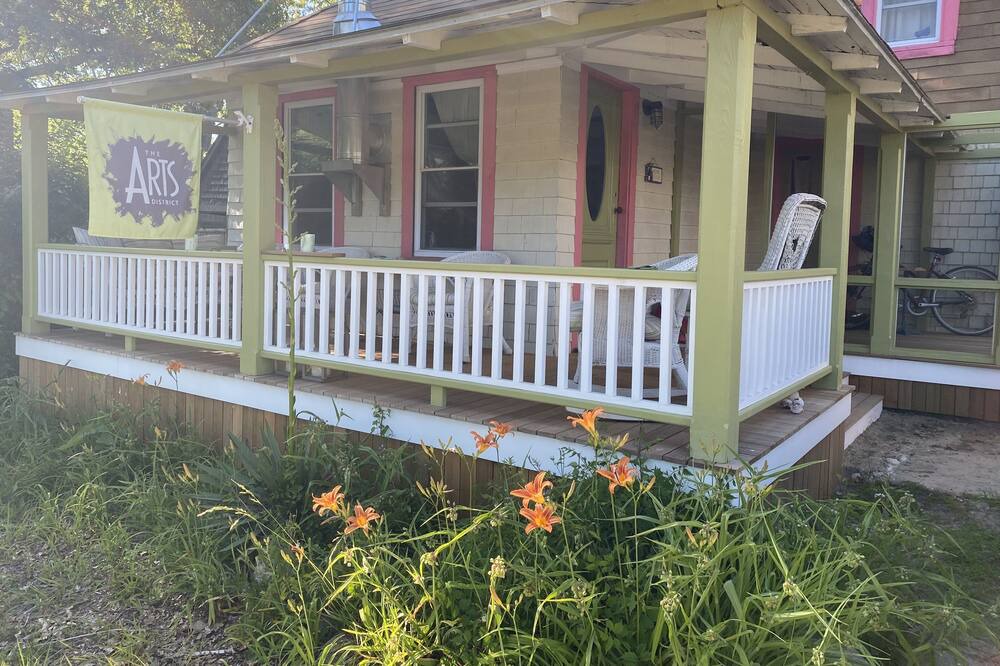Photo of Others in Oak Bluffs