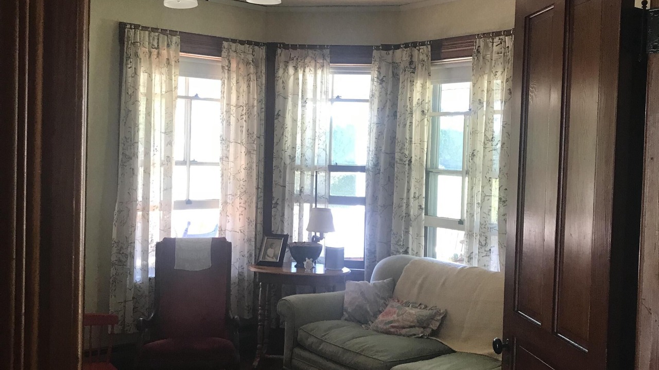 Photo of Livingroom in Watch Hill