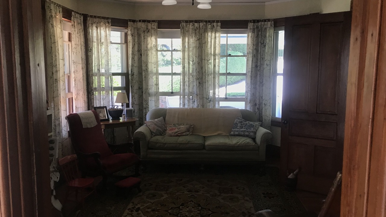 Photo of Livingroom in Watch Hill