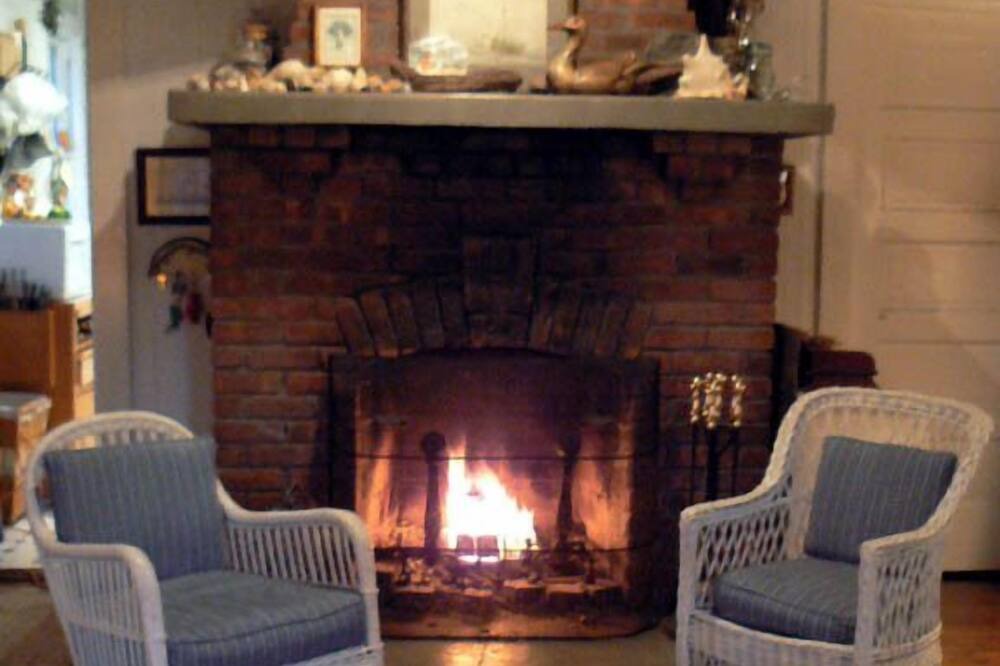 Photo of Livingroom in Ocean Beach