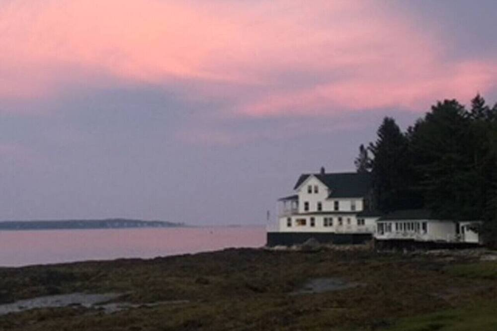 Photo of Others in Isle of Springs