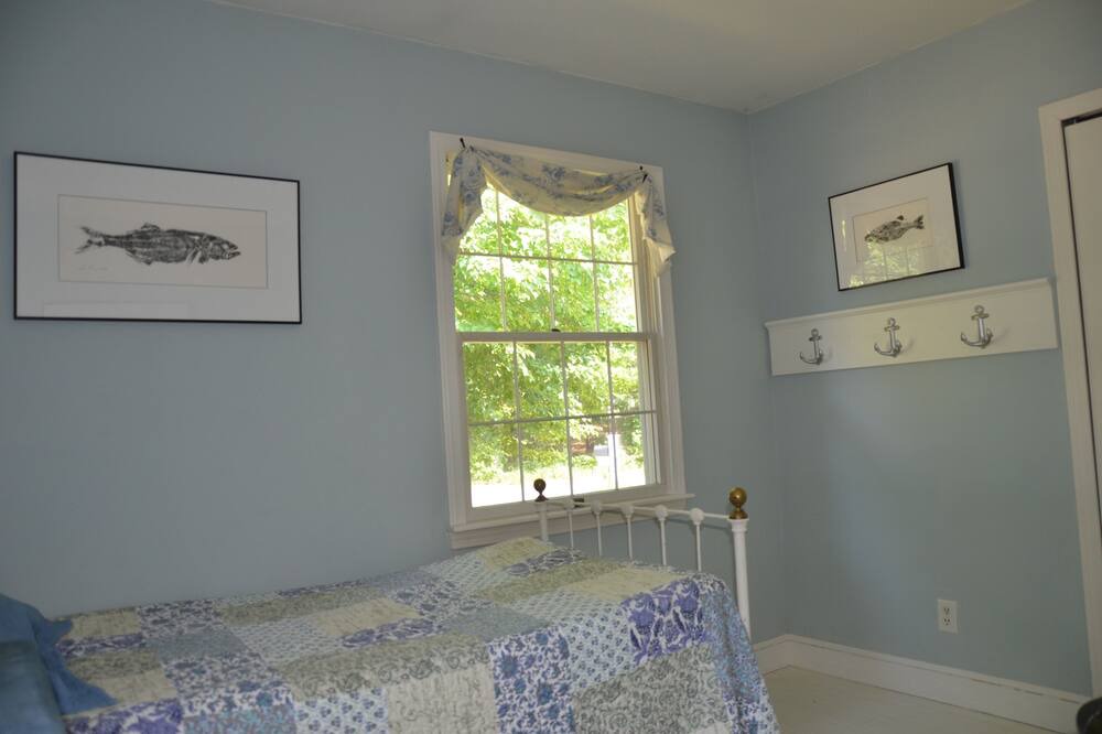 Photo of Others in Edgartown