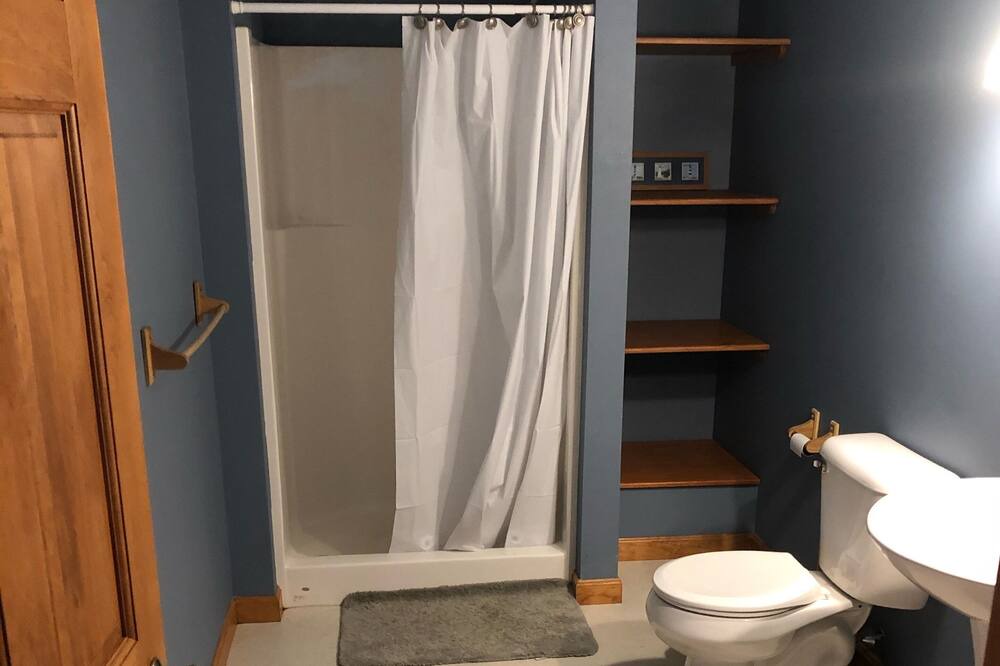 Photo of Bathroom in Silver Lake