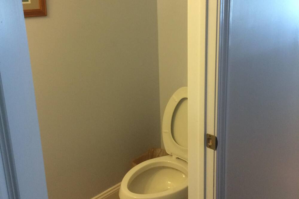 Photo of Bathroom in Sunapee