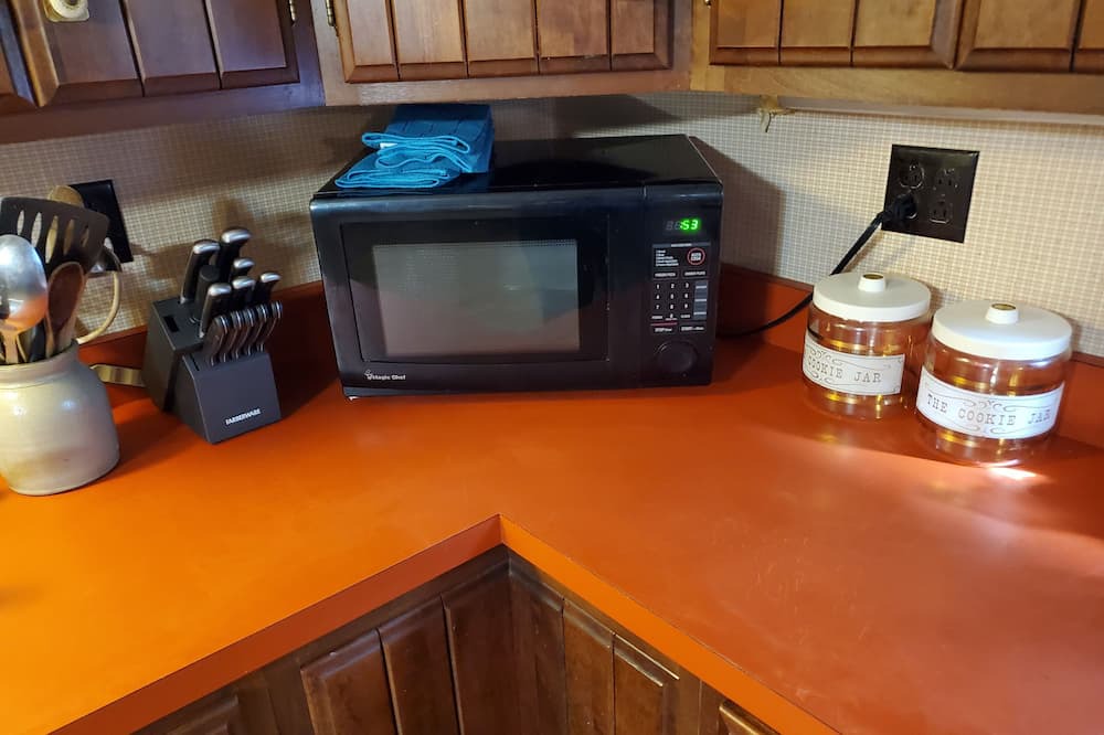 Photo of Kitchen in Groveton