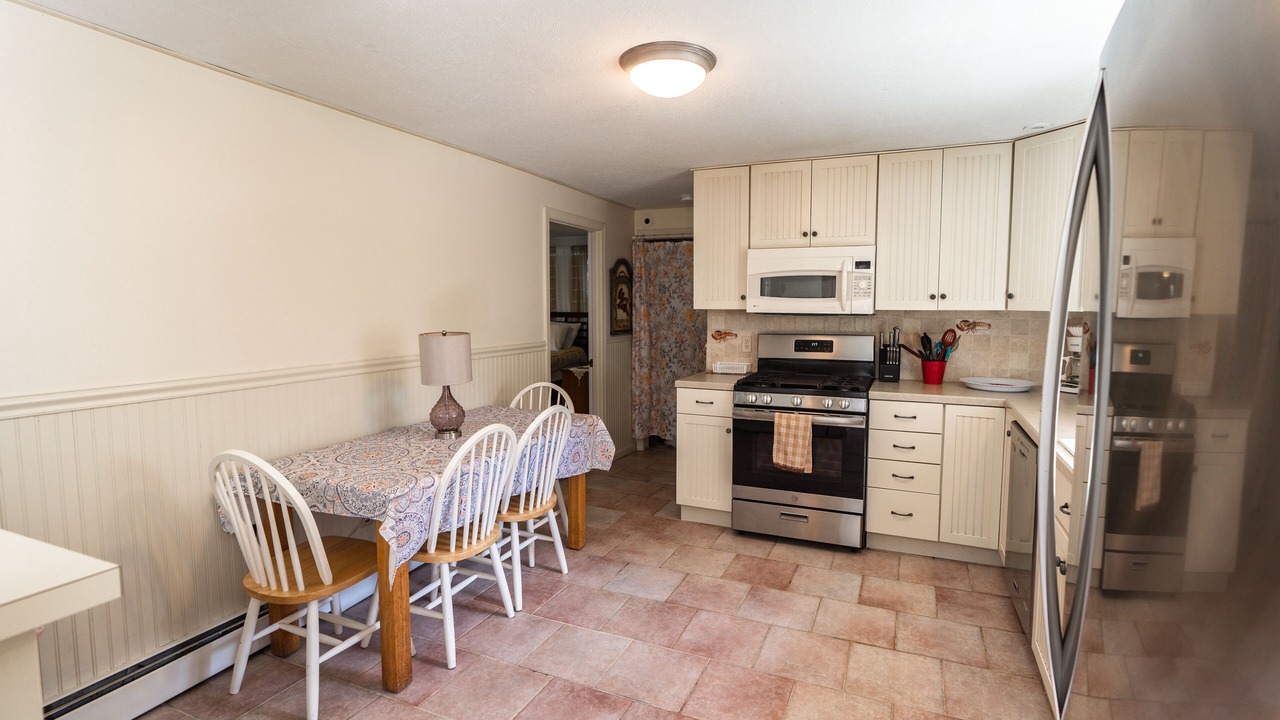 Photo of Kitchen in Eastward Look