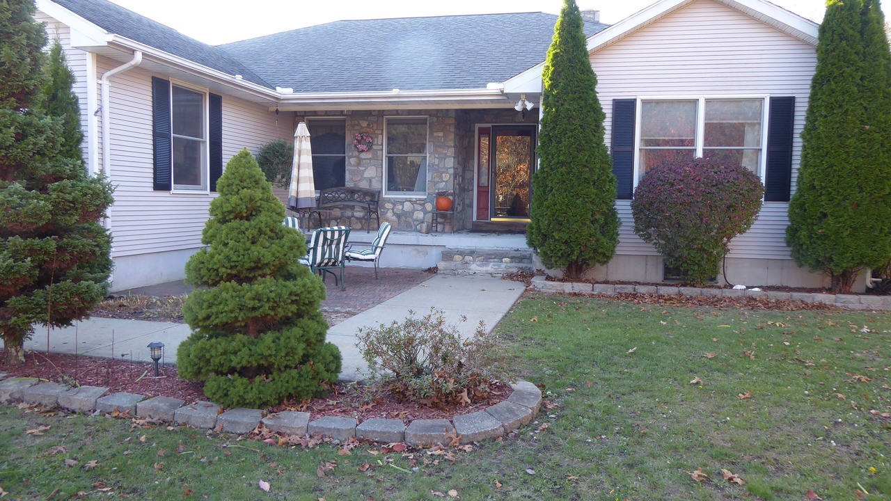 Photo of Outdoor in Green Hill