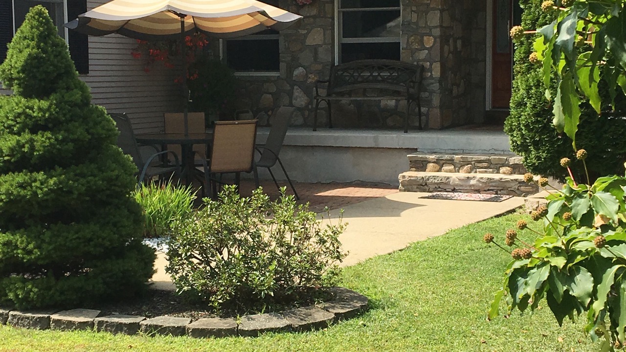 Photo of Outdoor in Green Hill