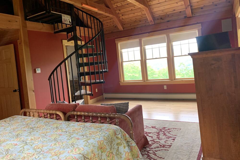 Photo of Bedroom in East Burke