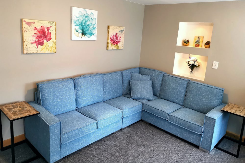 Photo of Livingroom in Stamford