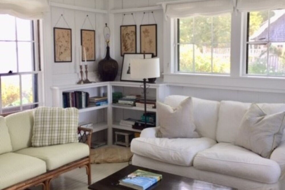 Photo of Livingroom in Islesboro