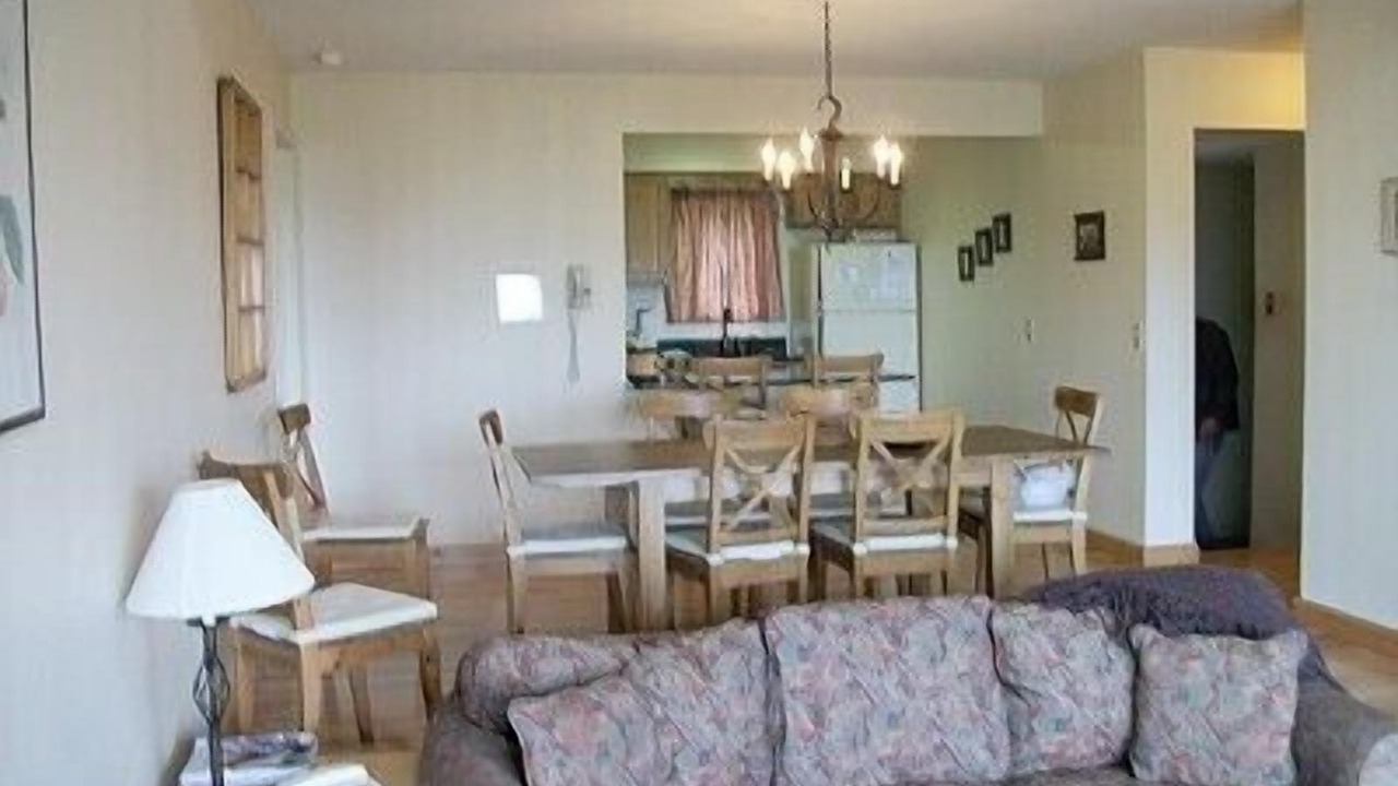 Photo of Livingroom in Warren