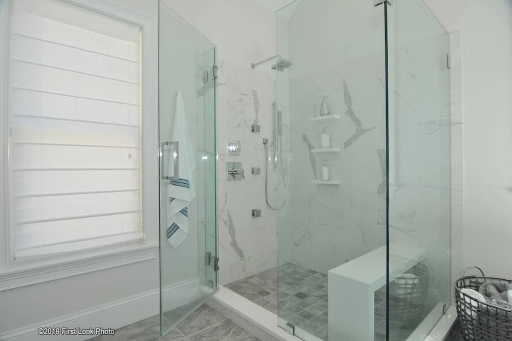 Photo of Bathroom in Watch Hill