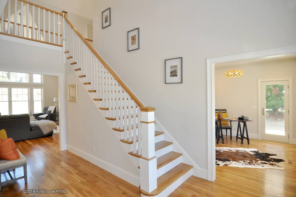 Photo of Livingroom in Watch Hill