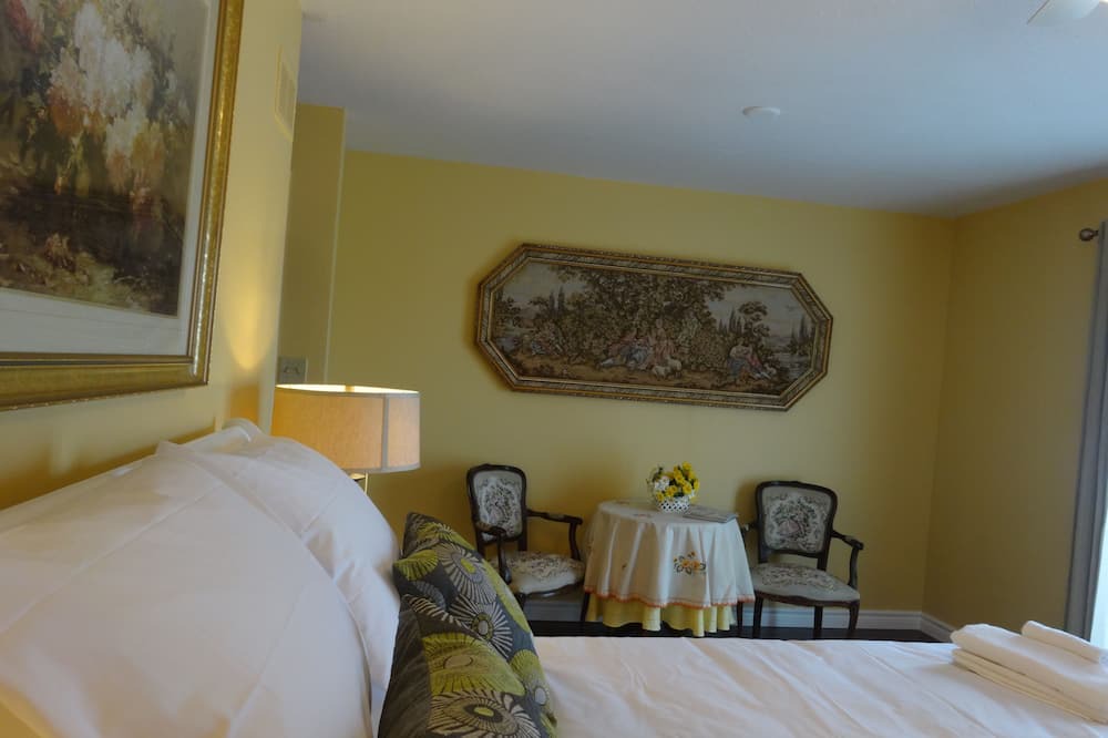Photo of Bedroom in Virgil