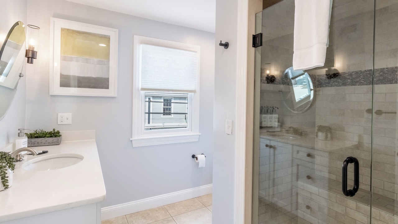 Photo of Bathroom in Yachting Village