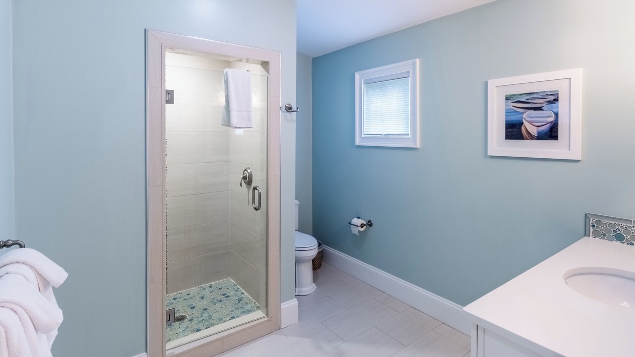 Photo of Bathroom in Yachting Village