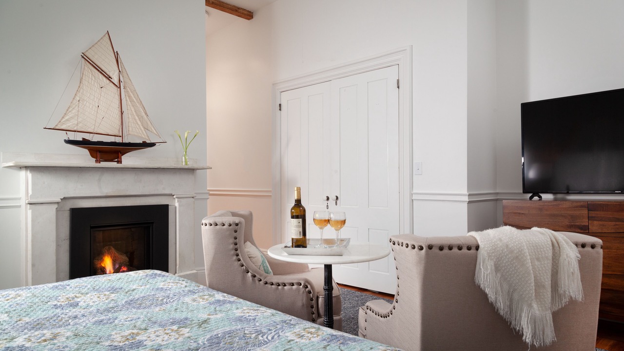 Photo of Livingroom in Top of the Hill