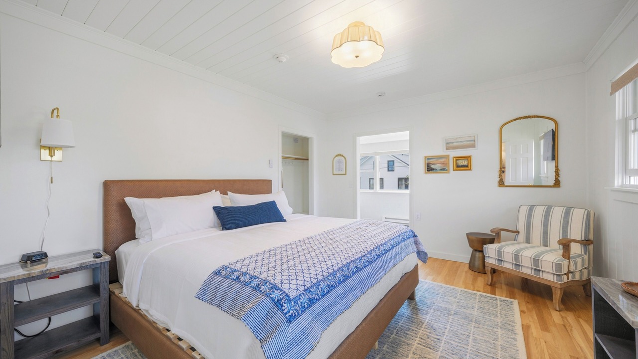 Photo of Bedroom in Higgins Beach