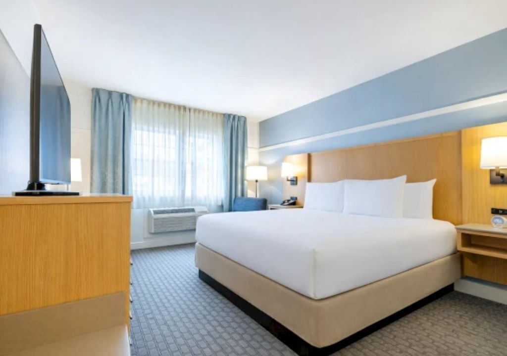 Photo of Bedroom in Mashantucket