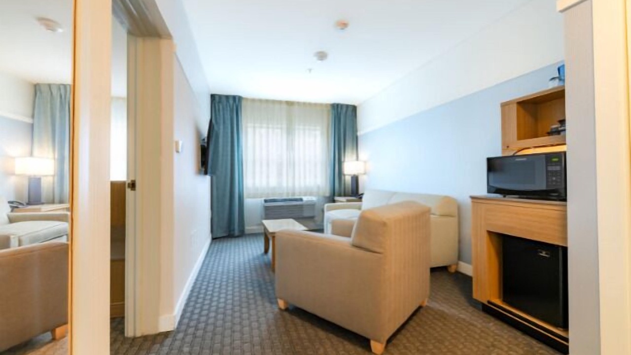 Photo of Bedroom in Mashantucket