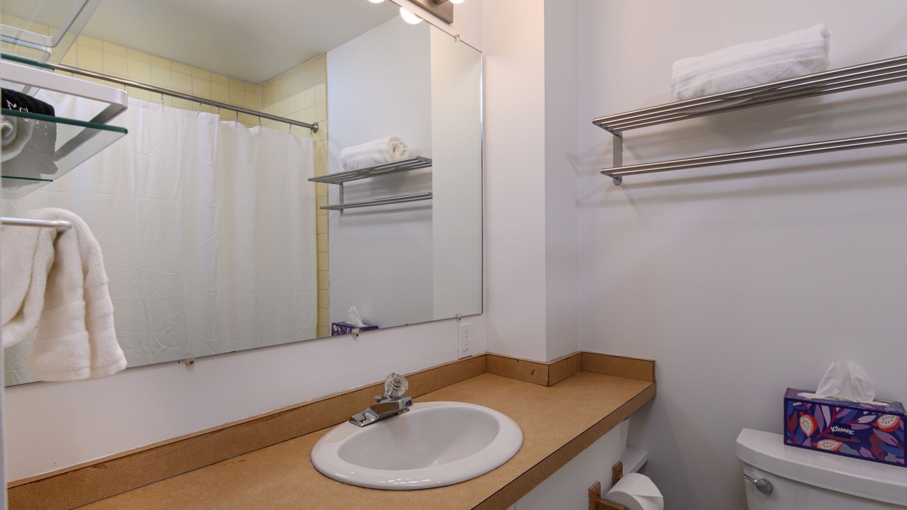 Photo of Bathroom in Warren