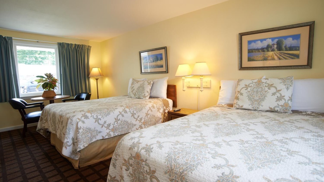 Photo of Bedroom in Clinton