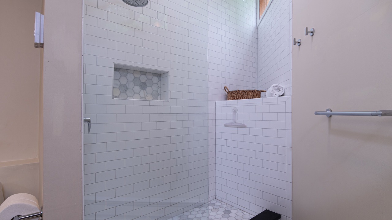 Photo of Bathroom in Warren