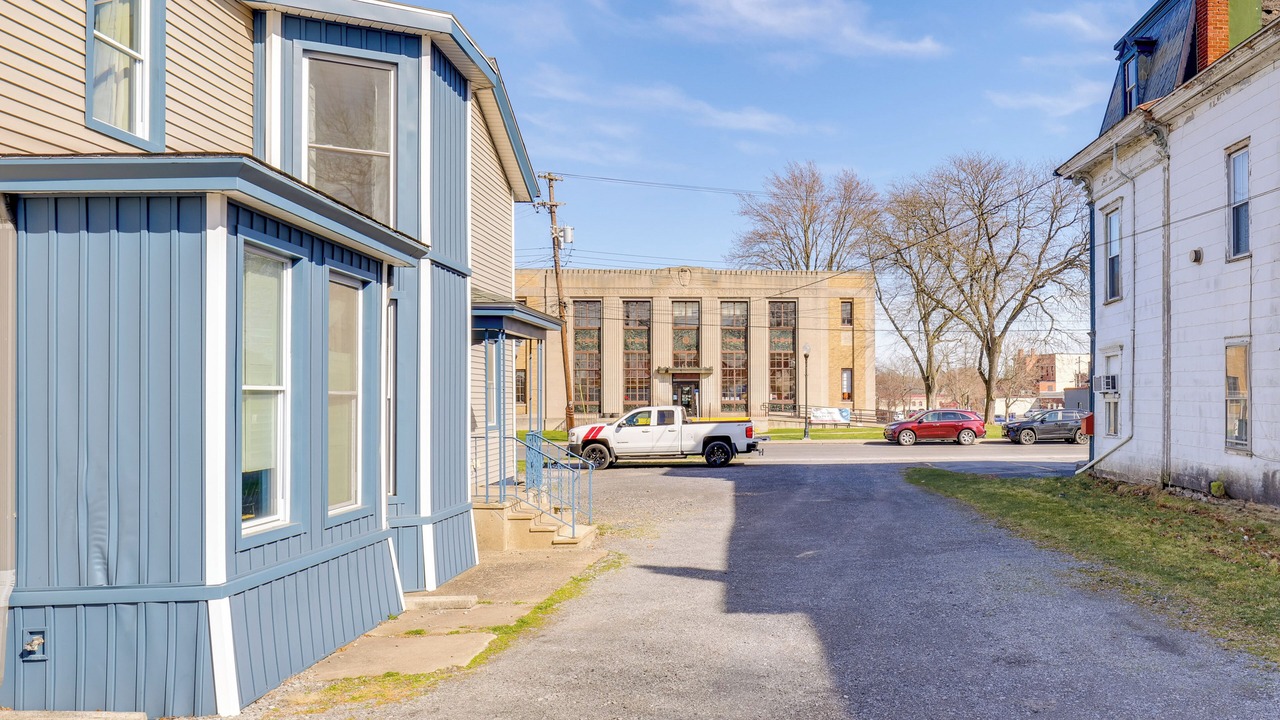 Photo of Others in Seneca Falls