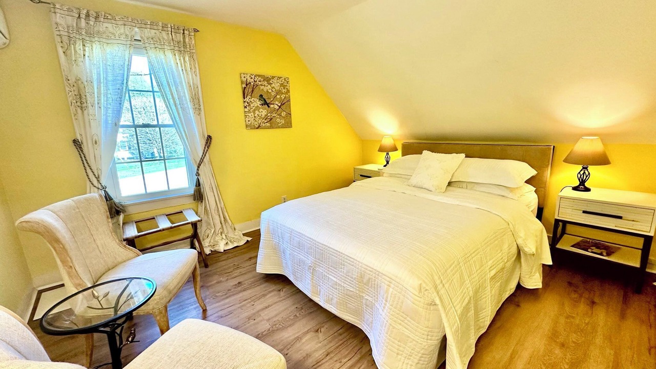 Photo of Bedroom in West Woodstock