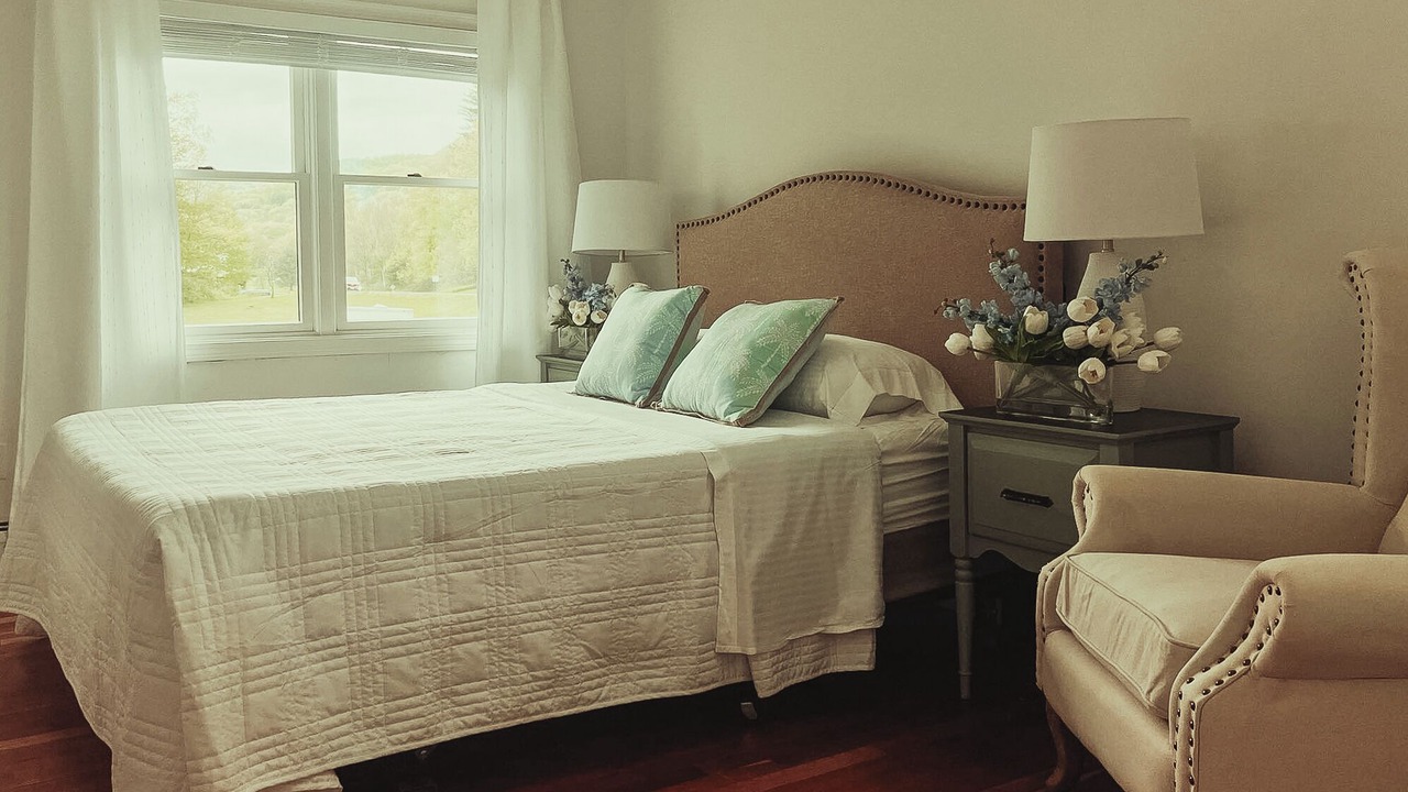 Photo of Bedroom in West Woodstock