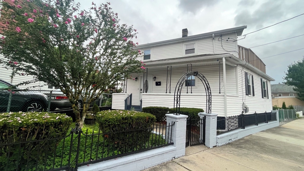 Photo of Outdoor in Silver Lake